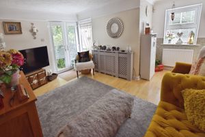 Lounge- click for photo gallery